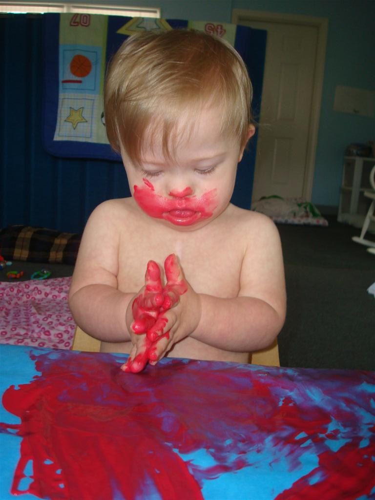 infant-doing-art-at-preschool