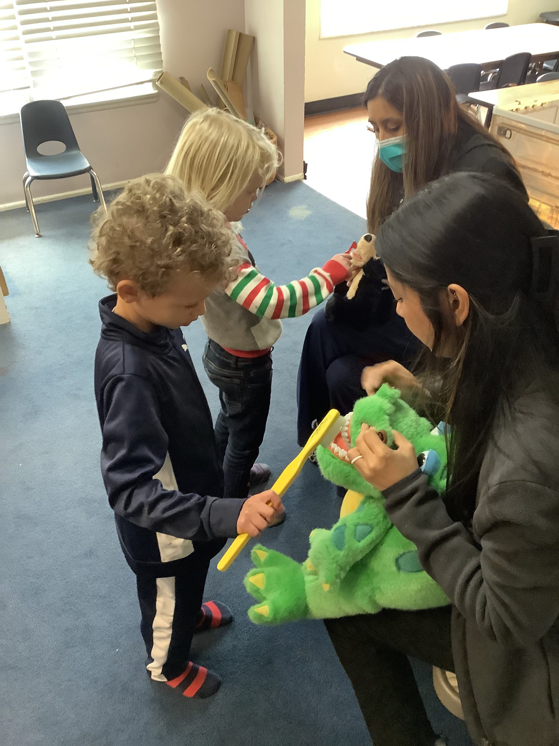 Community Helper Visit Dentist CV Preschool